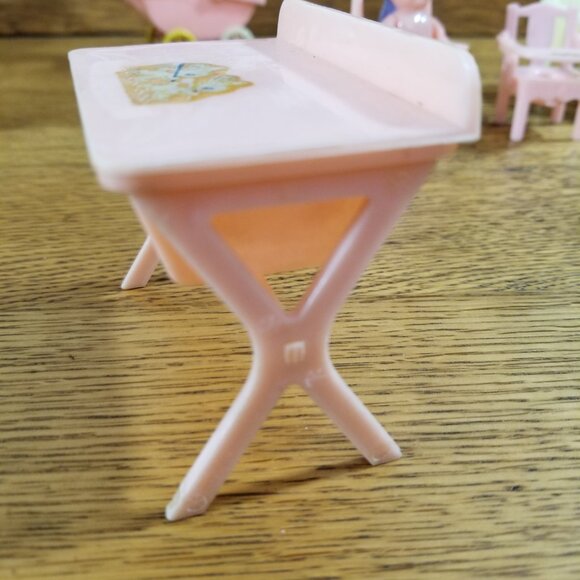 Vintage Dollhouse Nursery Furniture Lot #4 – Renwal & Reliable - Picture 4 of 12